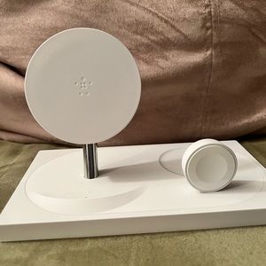Belkin BOOST↑CHARGE™ 3-in-1 Wireless Charger Special Edition for Apple Devices